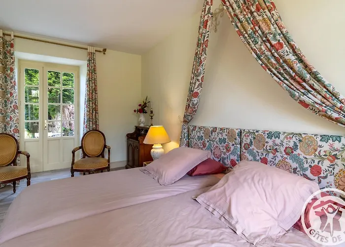 Bed and breakfast De Charme Avec Piscine à Saint-georges-sur-layon, Proche De Saumur Et Des Châteaux De La Loire - Fr-1-622-81 *