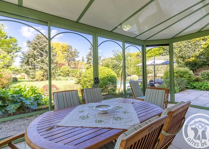 De Charme Avec Piscine à Saint-georges-sur-layon, Proche De Saumur Et Des Châteaux De La Loire - Fr-1-622-81 Doue-en-Anjou